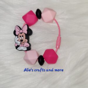 Minnie charm