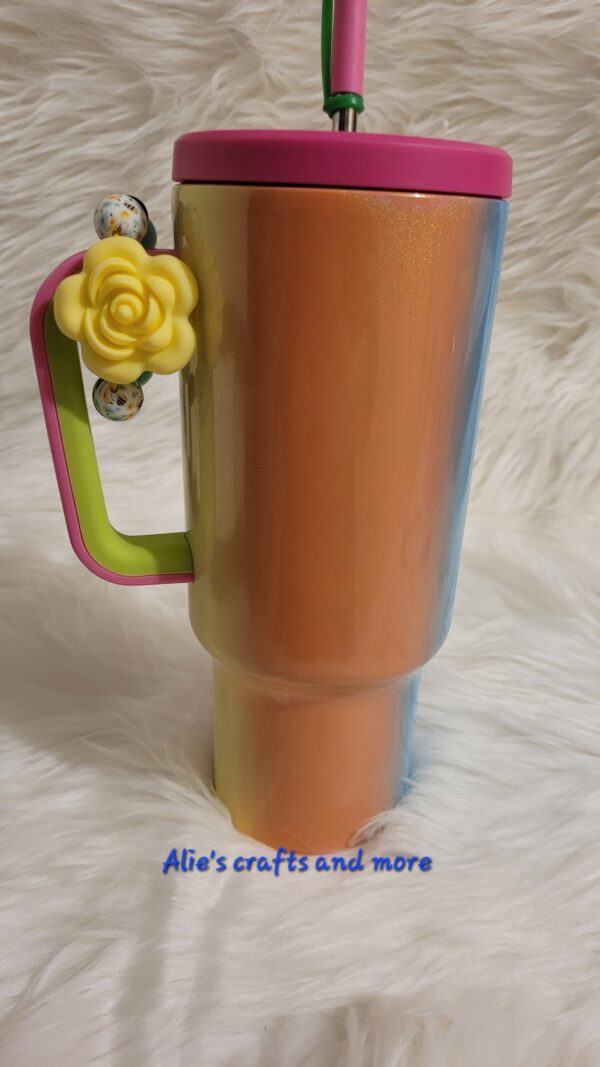 Yellow flower charm - Image 4