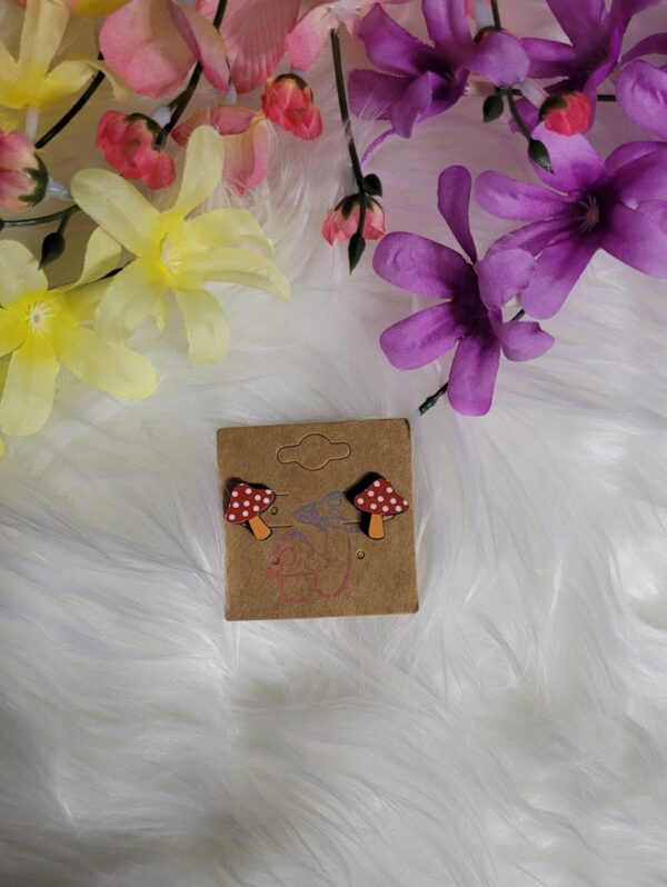 Mushroom post earrings