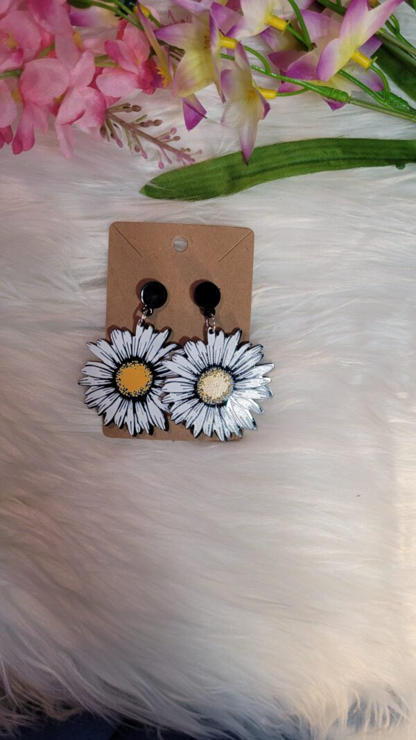 Daisy earrings