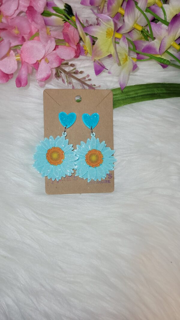 Blue daisy earrings - Image 2