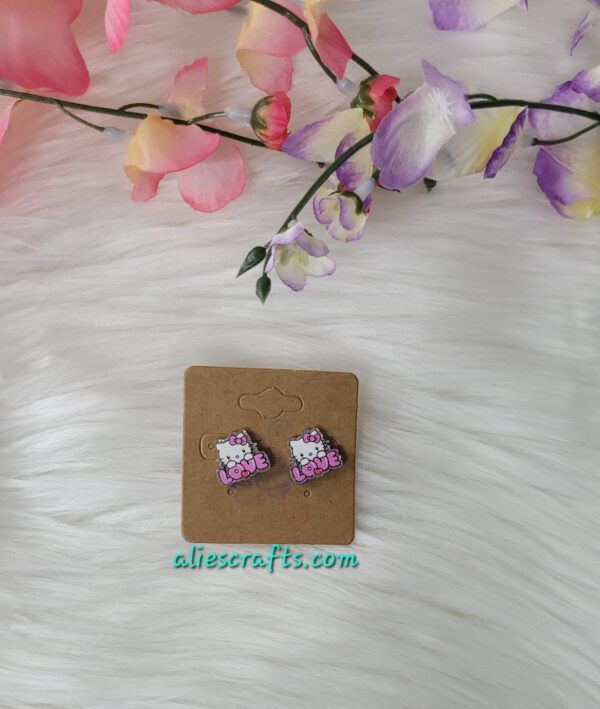 Hello kitty love earrings