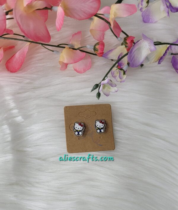 Hello kitty earrings