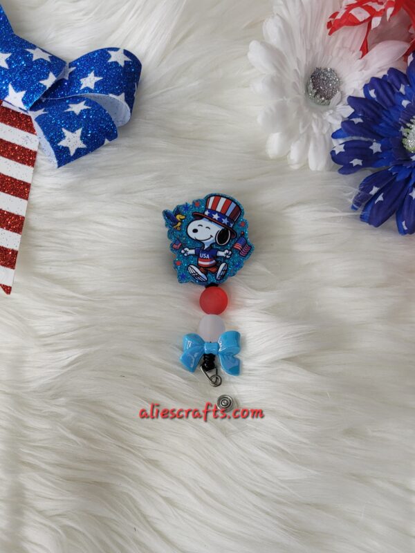 Snoppy patriotic badge
