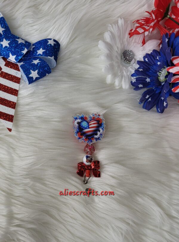 Heart flag badge - Image 3