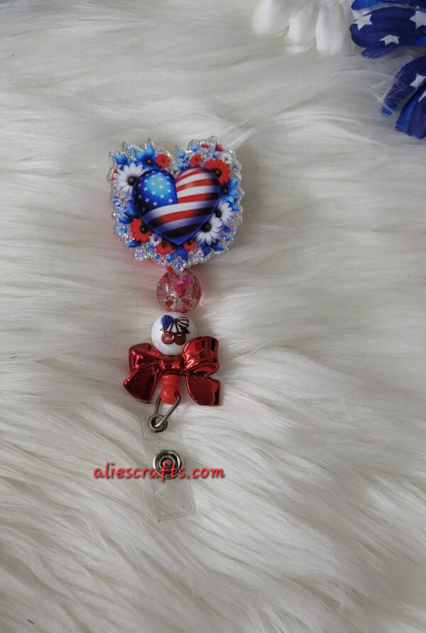 Heart flag badge - Image 4