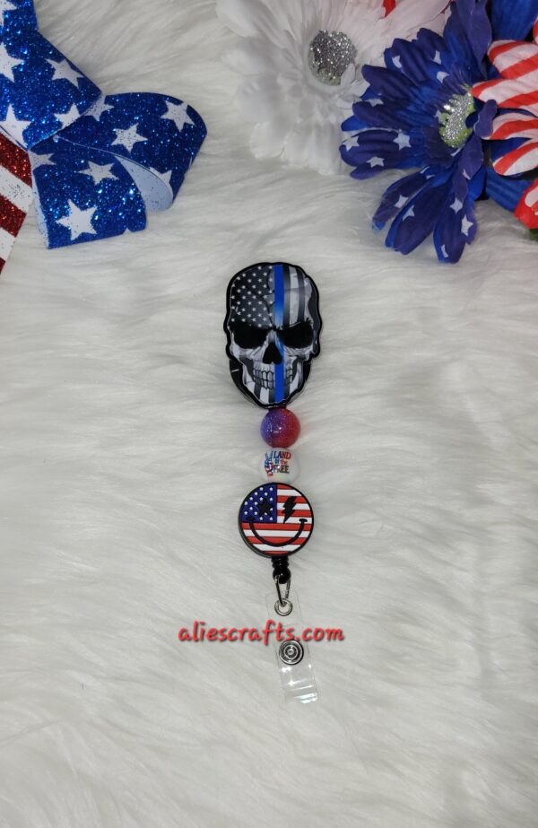Skull flag badge - Image 3