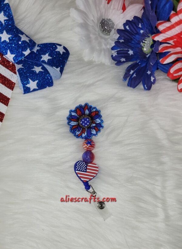 Patriotic flower badge