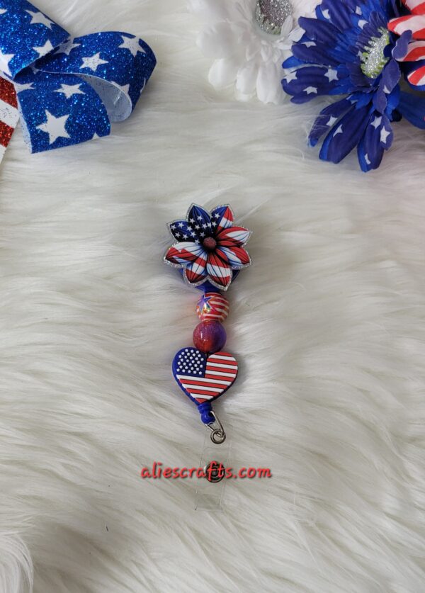 Patriotic flower badge - Image 3