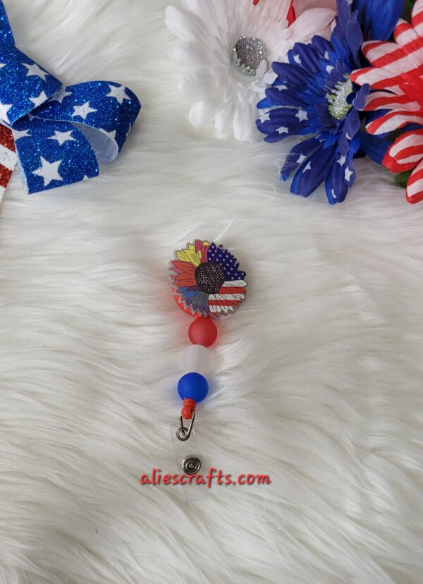 Patriotic flower badge - Image 3