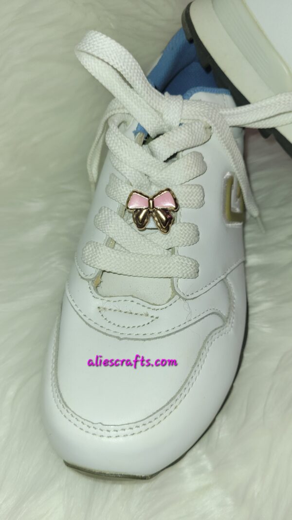 Pink bow shoe charms - Image 3