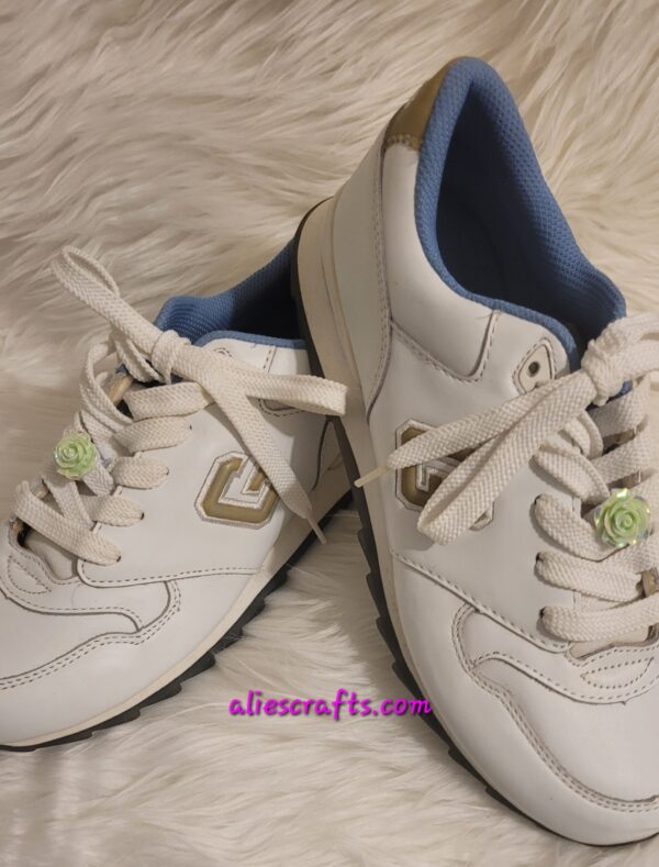 Luminous green rose shoe charms