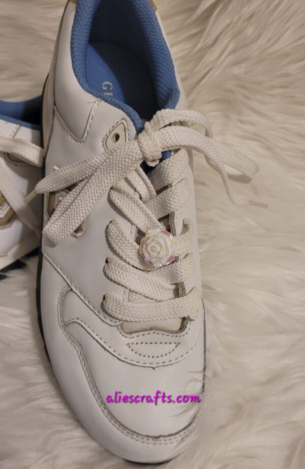 Luminous white rose shoe charms - Image 2