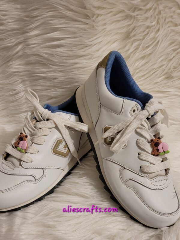 Capybara shoe charms - Image 2
