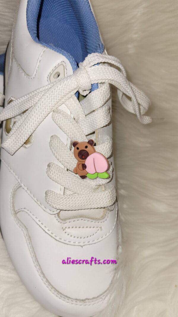 Capybara shoe charms - Image 3