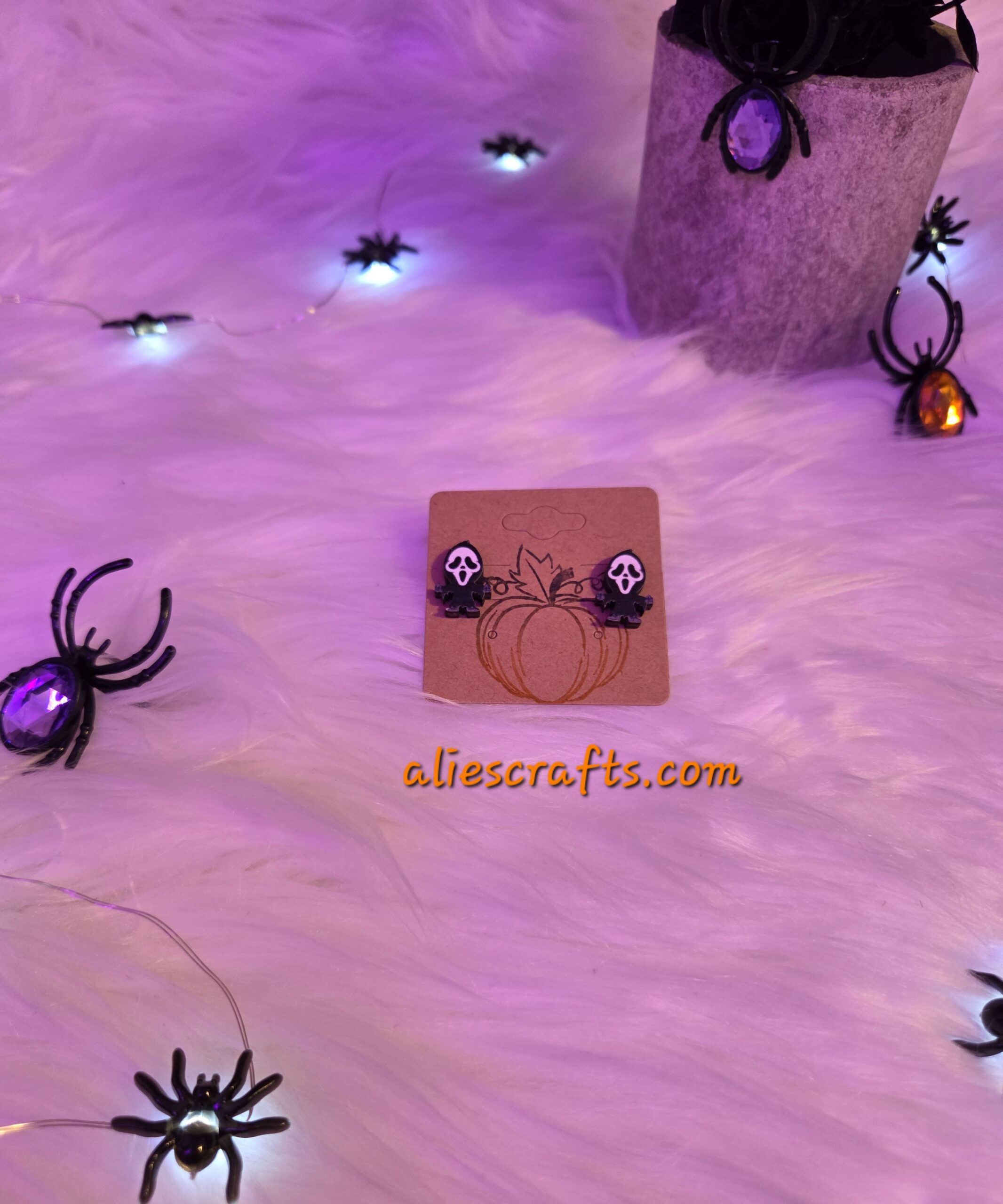 Ghostface wood earrings - Image 2