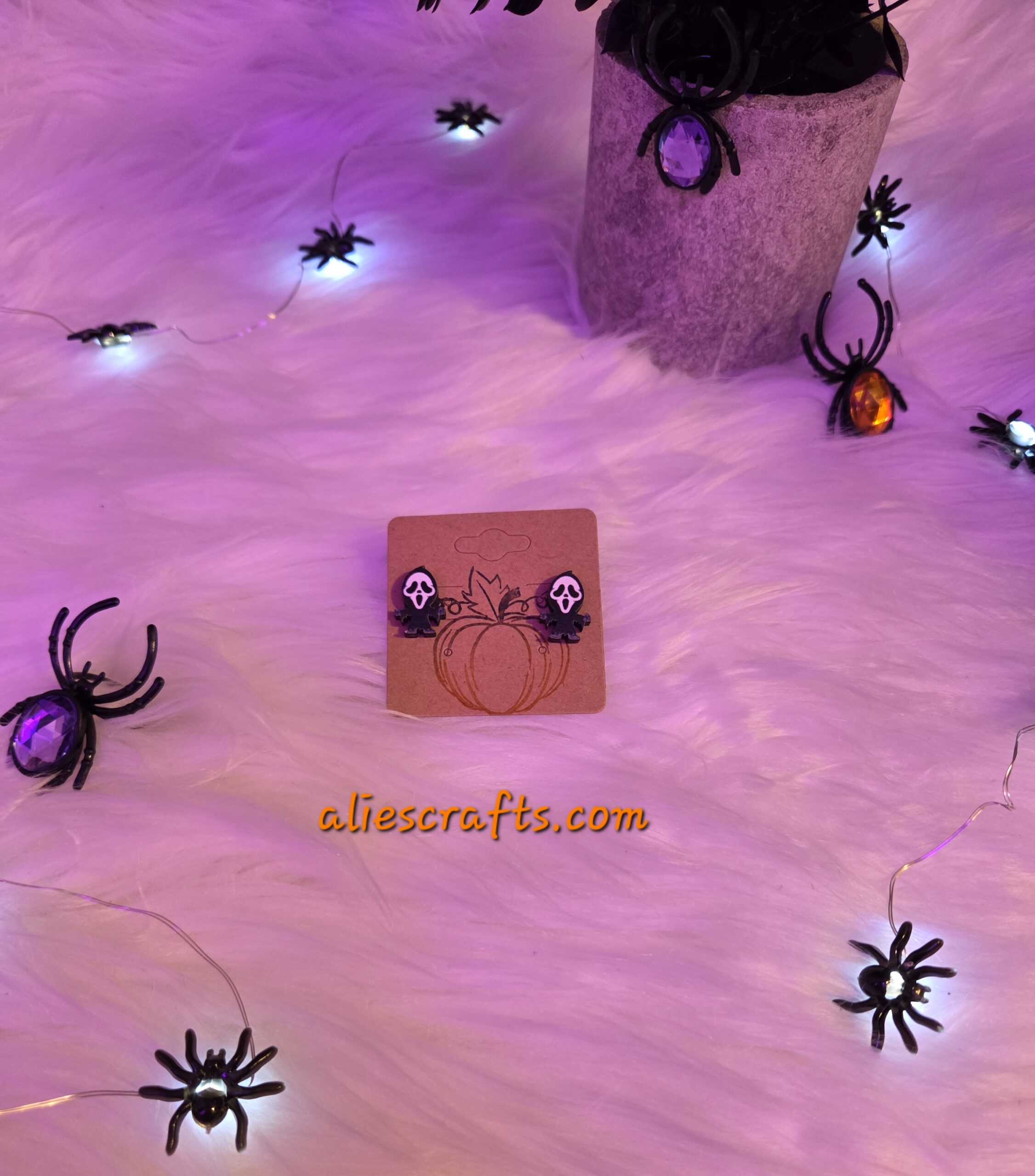 Ghostface wood earrings - Image 4
