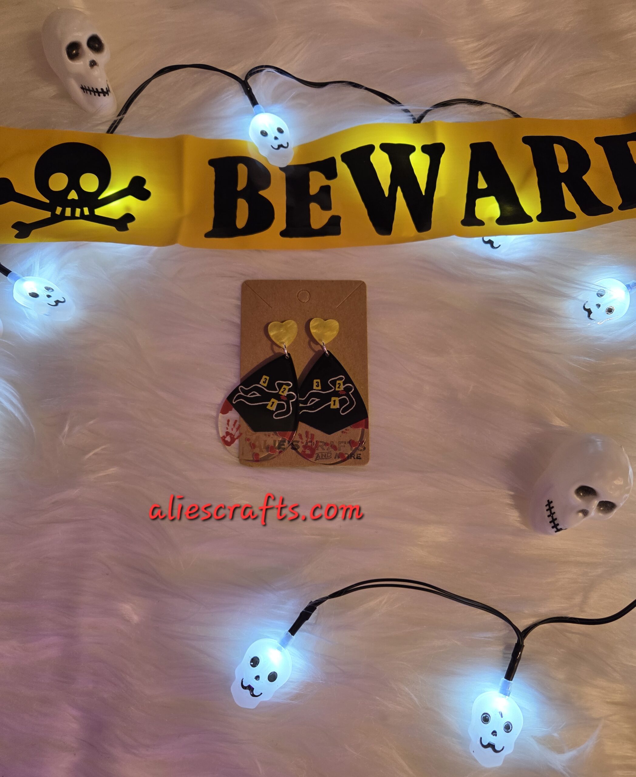 Crime earrings with yellow heart post - Image 2