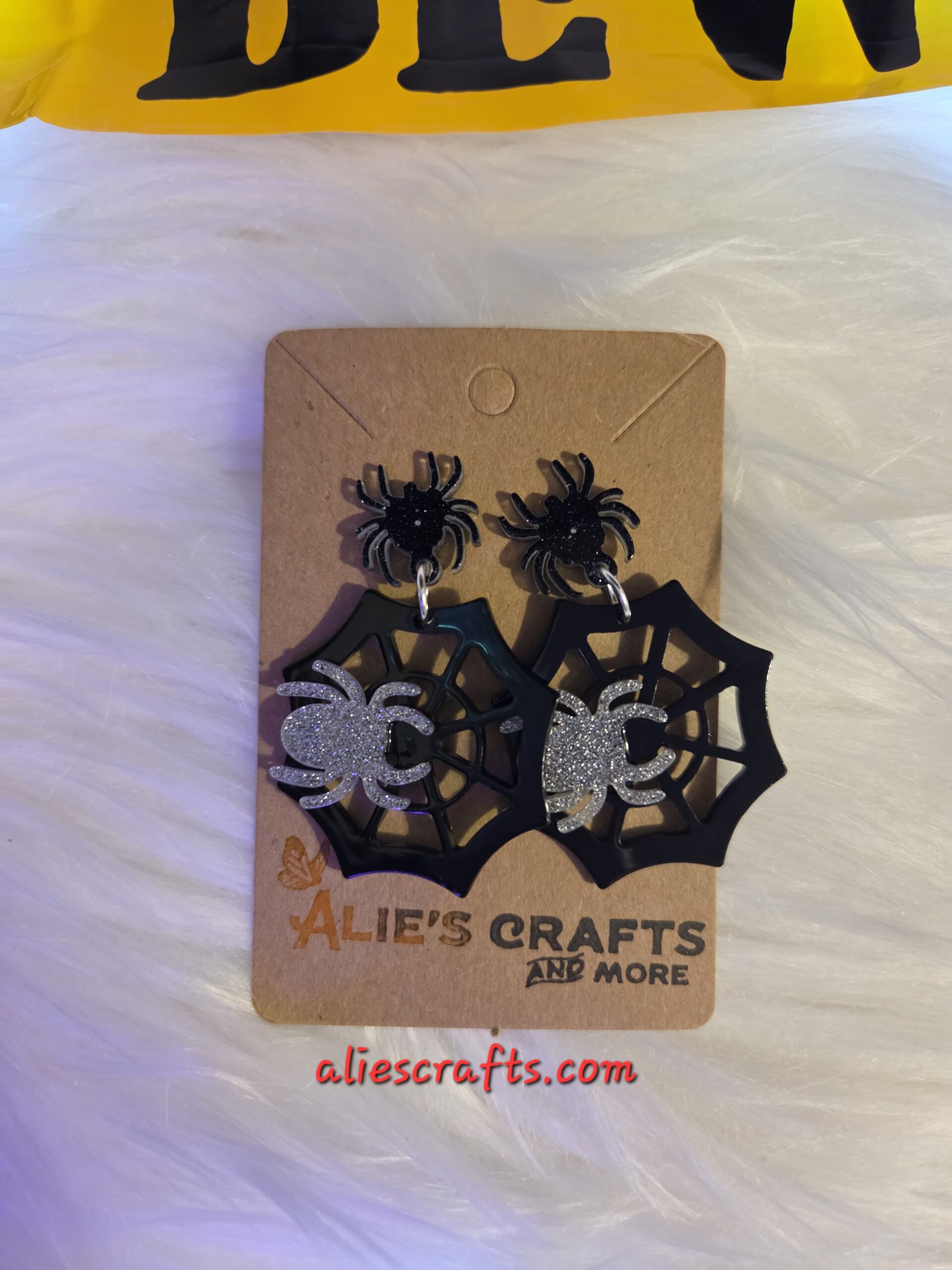 Spider earrings with spider post - Image 4