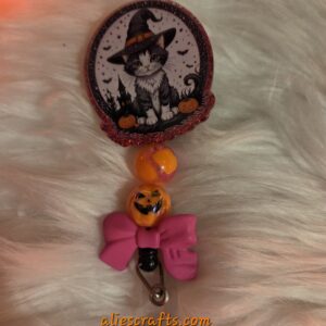 Witch cat bow badge