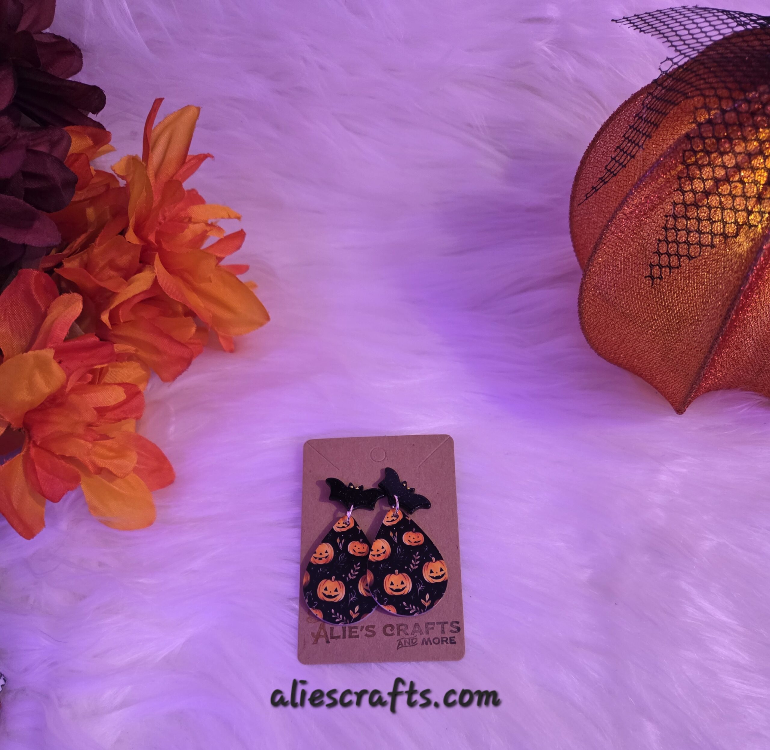 Pumpkin with bats earrings - Image 4