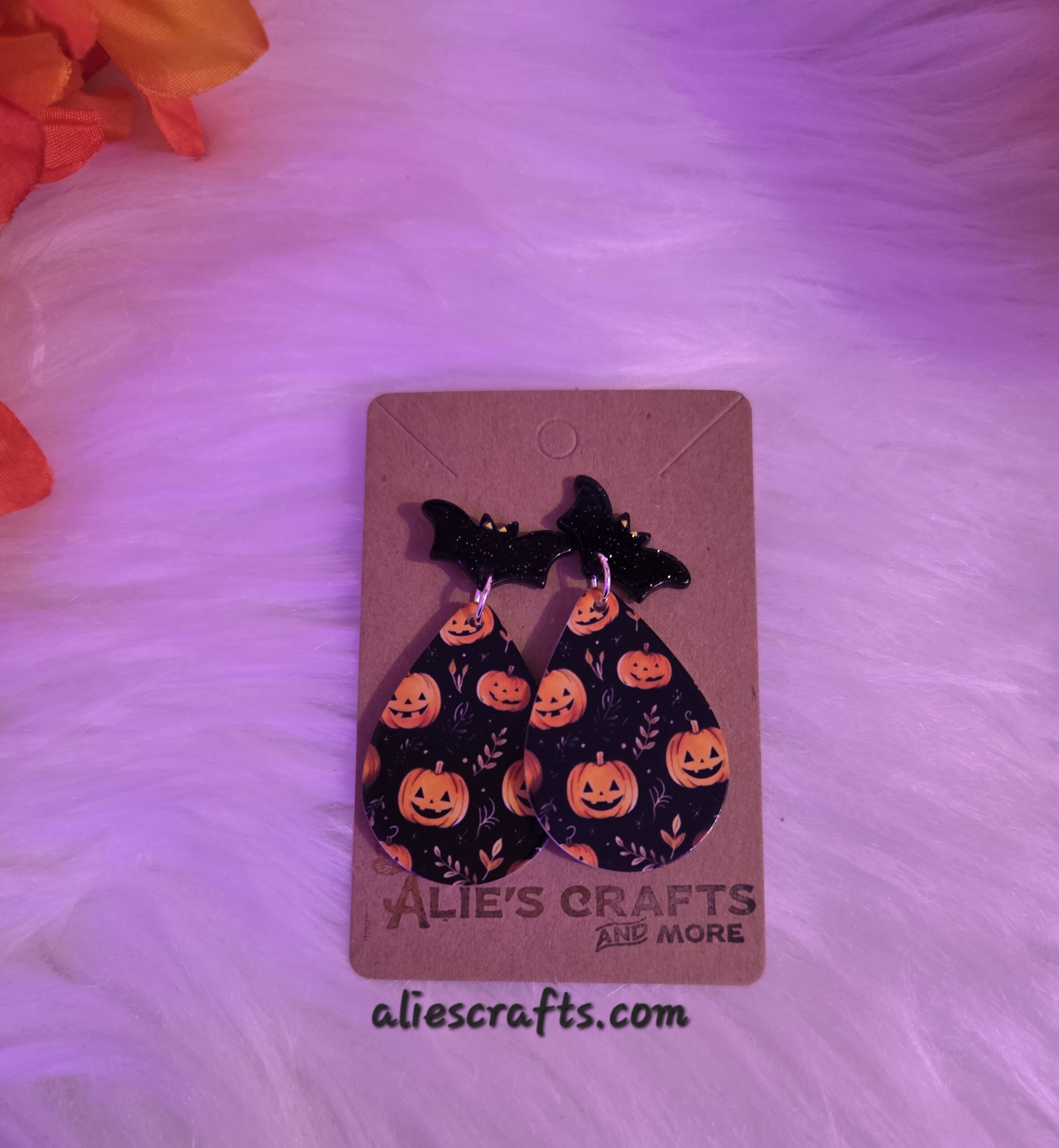 Pumpkin with bats earrings - Image 3