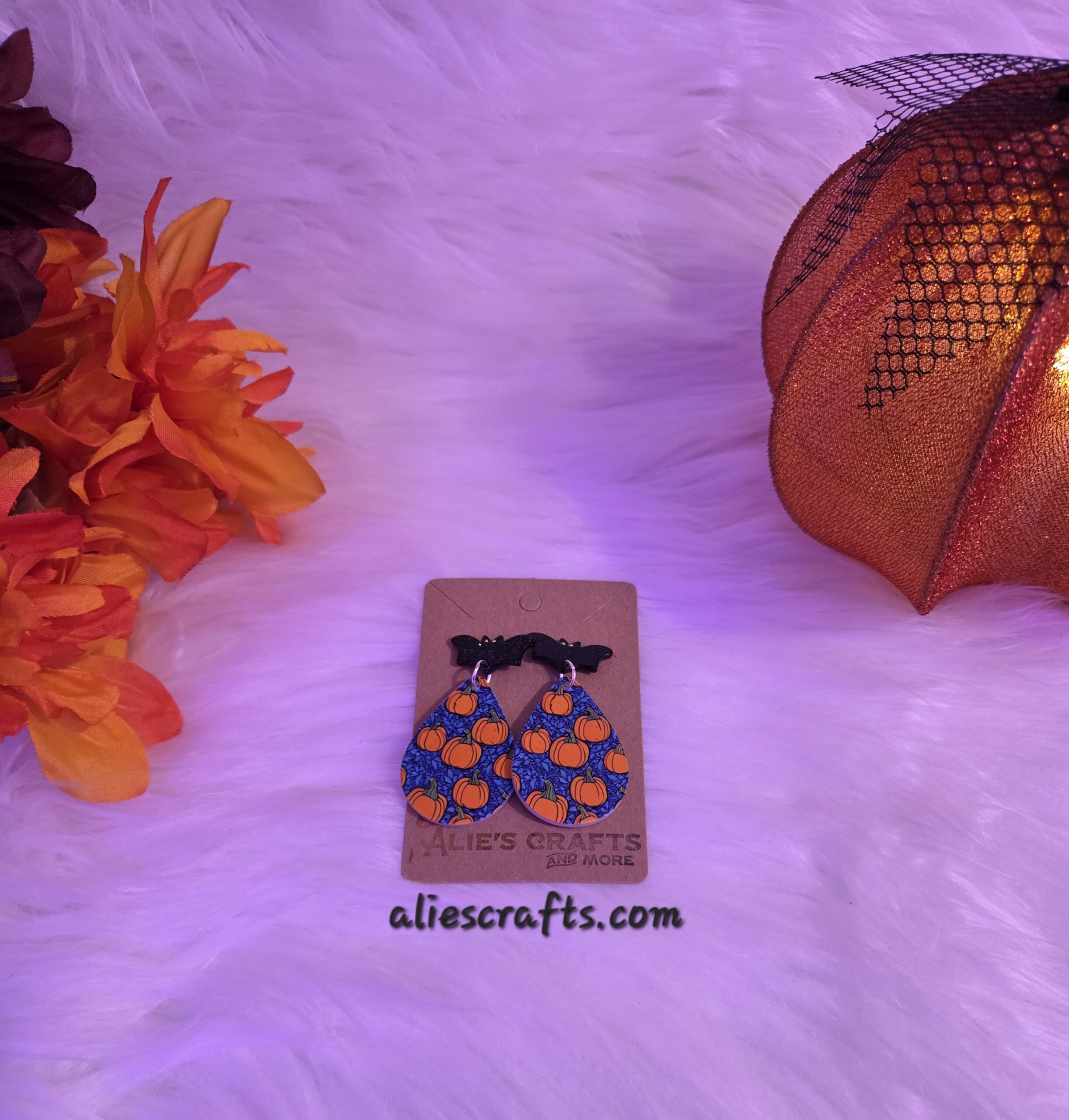 Pumpkin with bat post earrings - Image 5