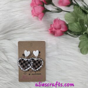 Checkered heart earrings