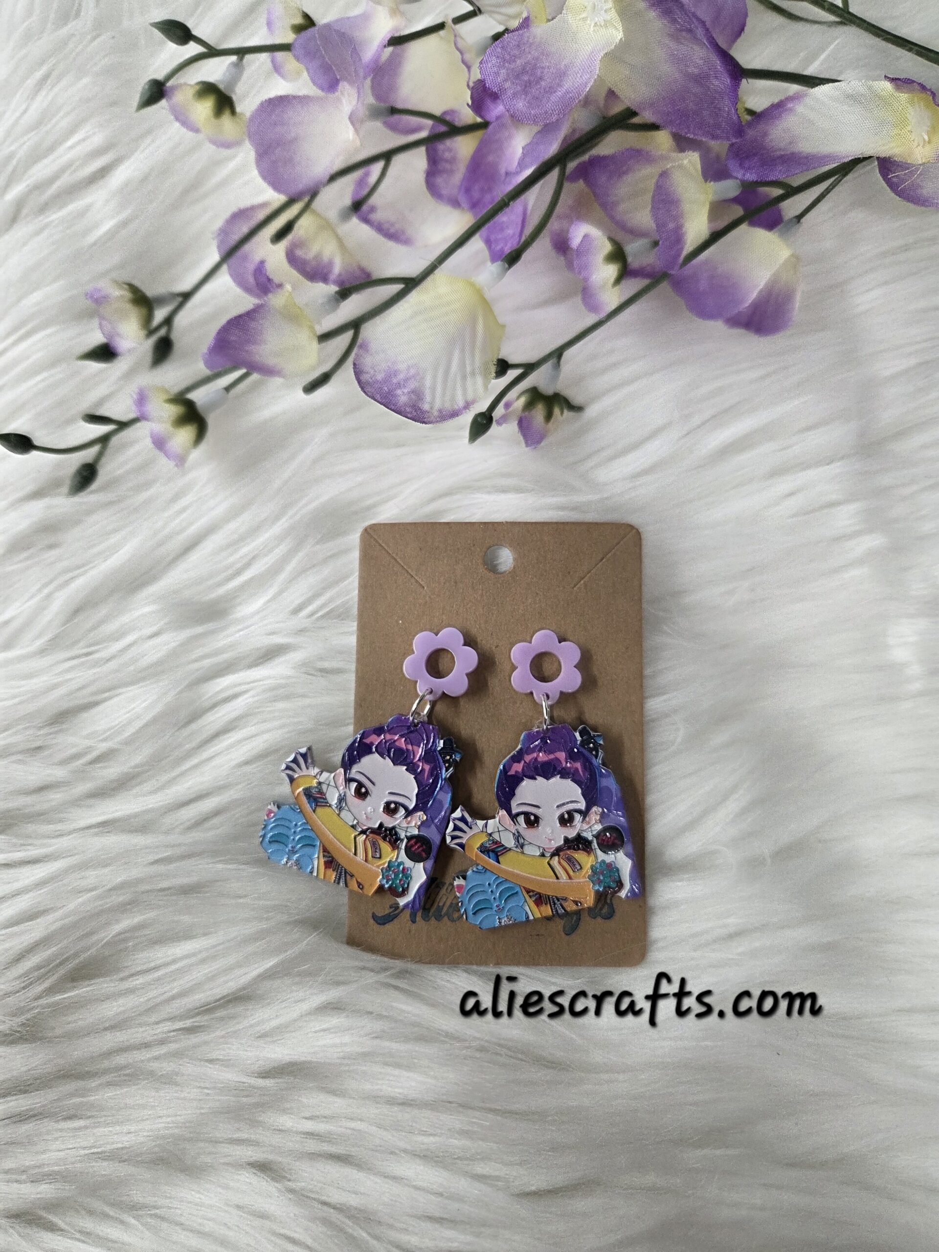 Rumi k pop hunter earrings - Image 4