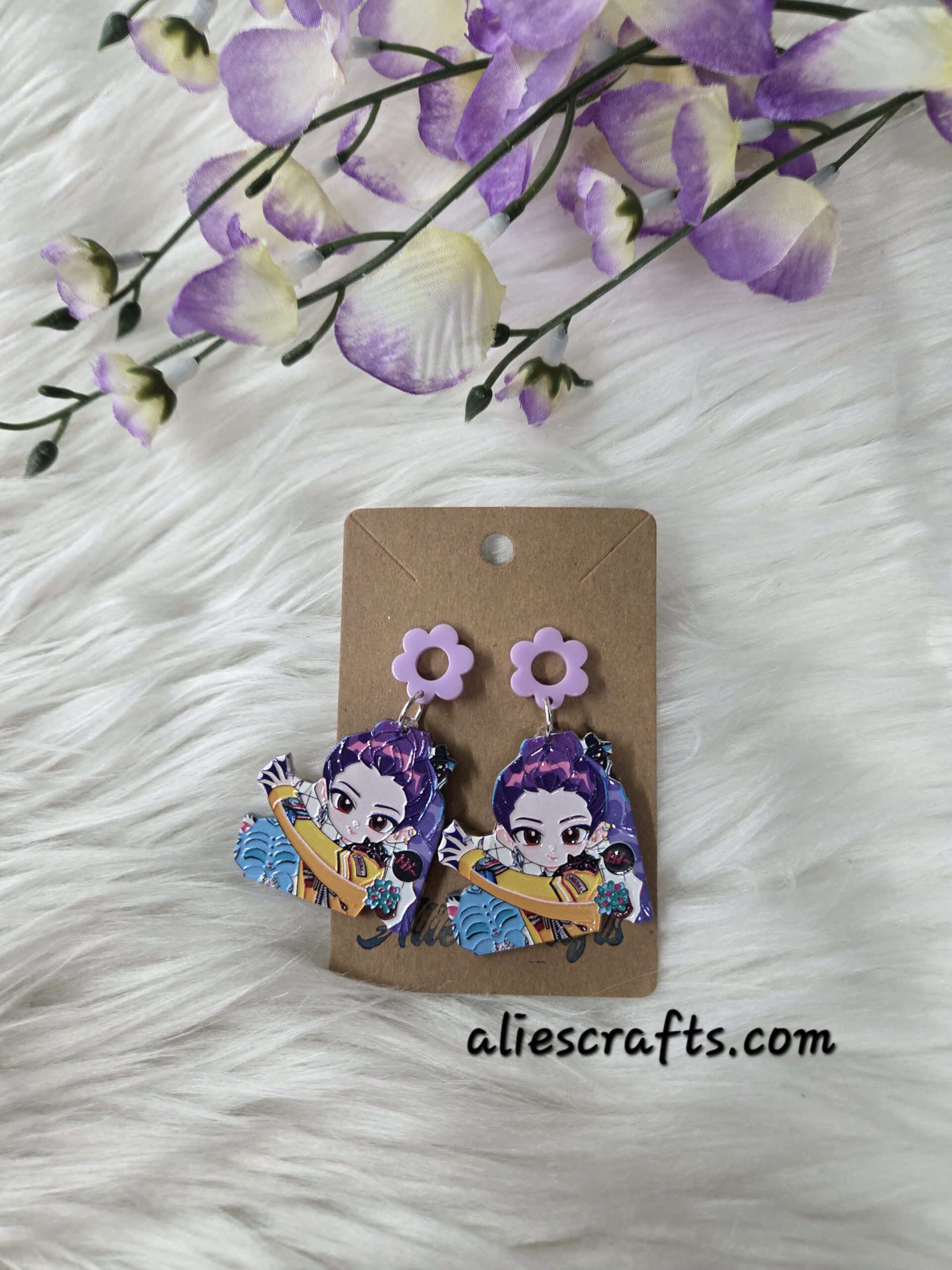 Rumi k pop hunter earrings - Image 3