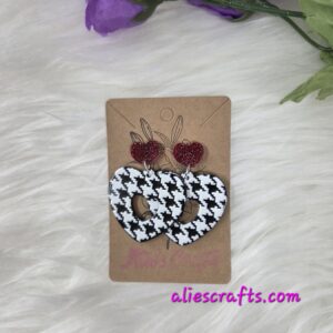 Checkered heart earrings