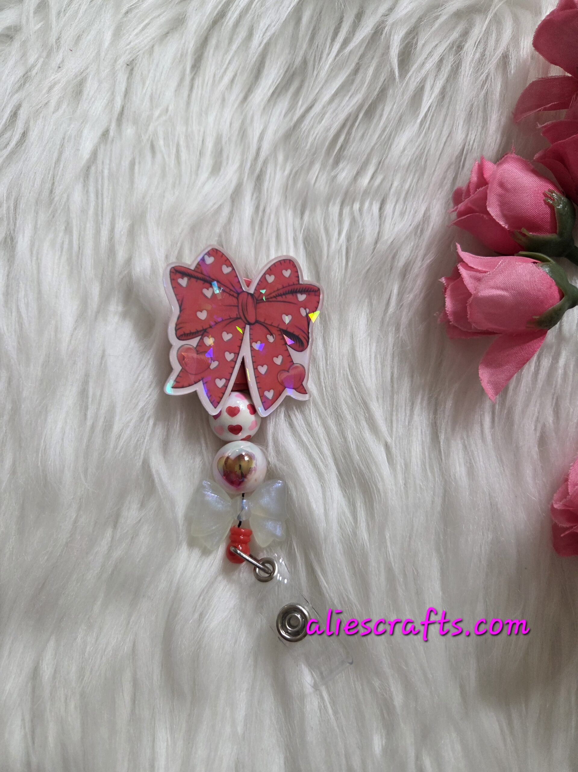 Red bow holographic badge reel - Image 4