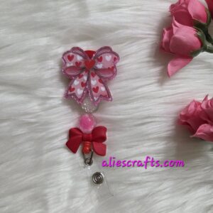 Bow badge reel